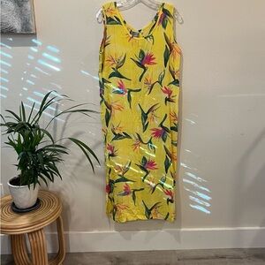 🌺 Vintage Pineapple Moon Maxi Dress – Bright Yellow Bird of Paradise Print